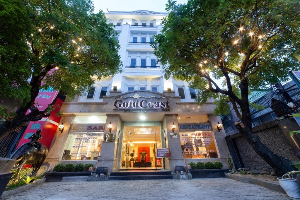 Review Gold Coast Danang: Khách sạn 3 sao gần biển Mỹ Khê có gì nổi bật?