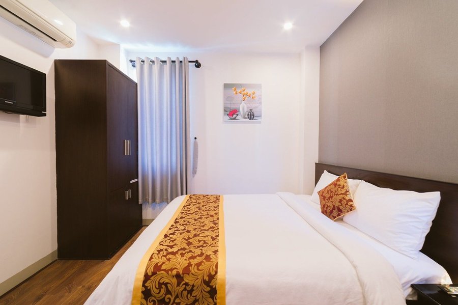 Review Gold Time Hotel Đà Nẵng: Khách sạn 3 sao gần biển Mỹ Khê, giá hợp lý