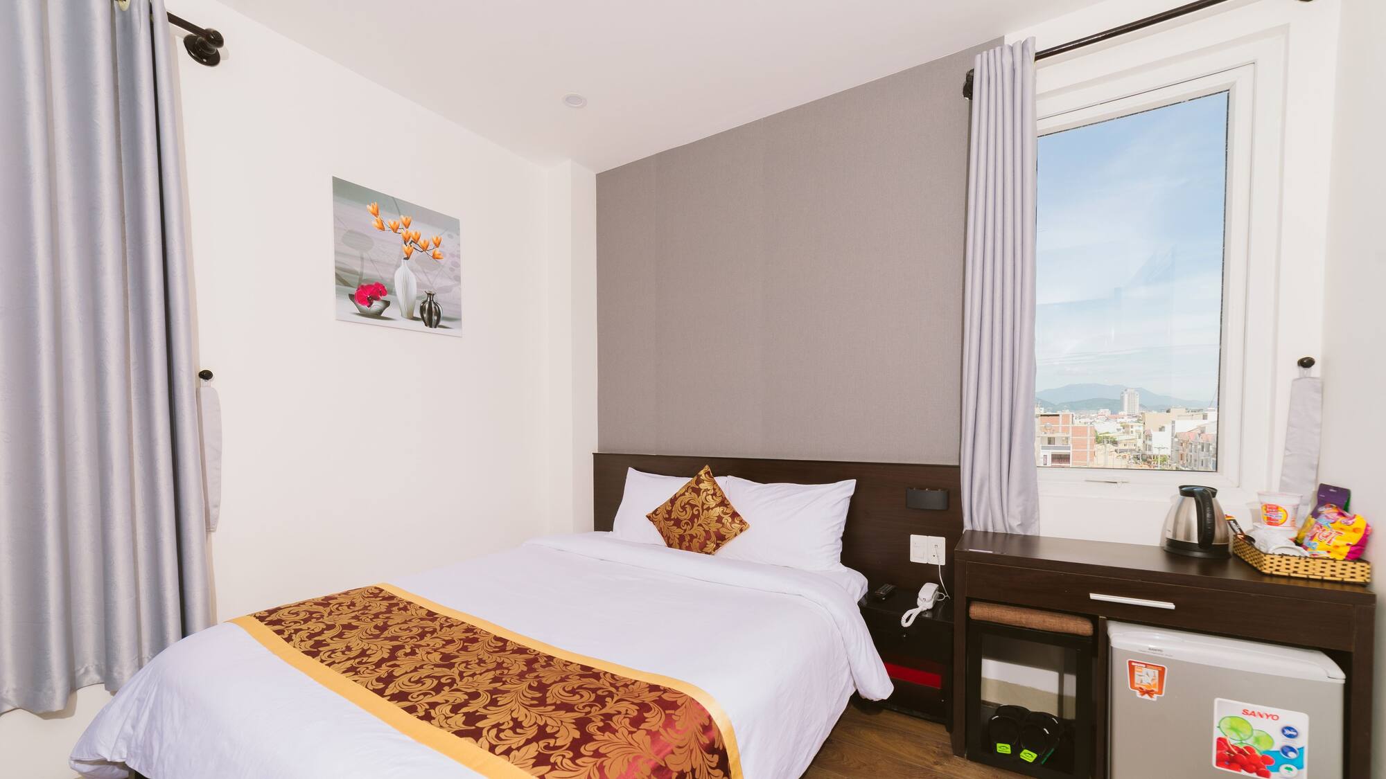 Review Gold Time Hotel Đà Nẵng: Khách sạn 3 sao gần biển Mỹ Khê, giá hợp lý