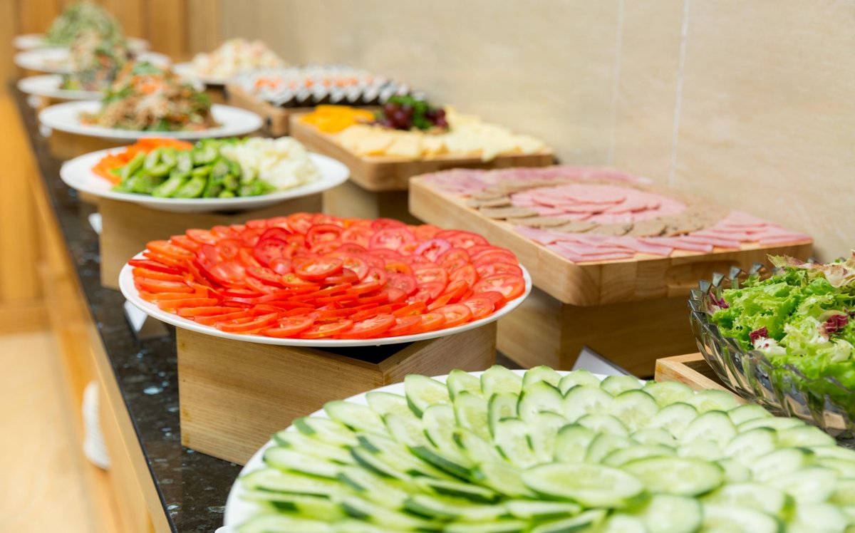 Review Gold Time Hotel Đà Nẵng: Khách sạn 3 sao gần biển Mỹ Khê, giá hợp lý