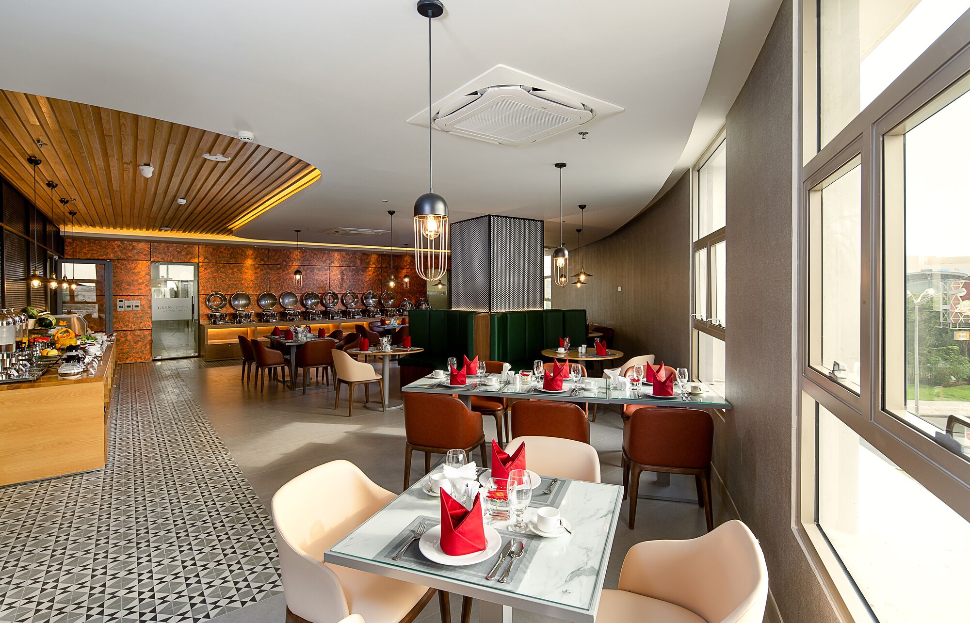 Review Grand Citiview Đà Nẵng: khách sạn 4 sao đường 2 Tháng 9 có gì hot?