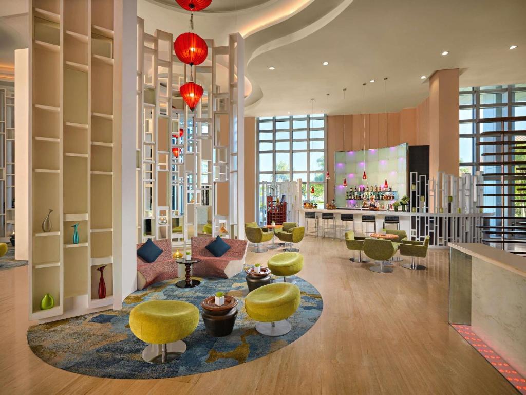 Review Grand Mercure Đà Nẵng: khách sạn 5 sao bên Đảo Xanh có gì nổi bật?
