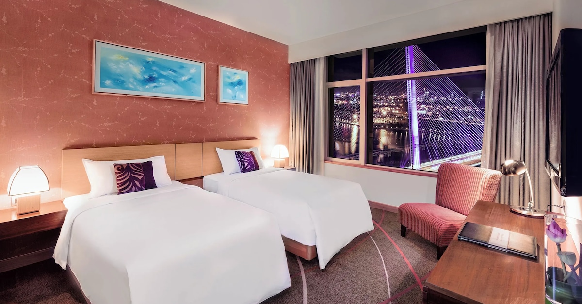 Review Grand Mercure Đà Nẵng: khách sạn 5 sao bên Đảo Xanh có gì nổi bật?