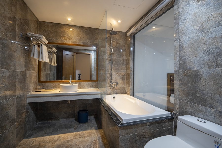 Review Hải Triều Hotel Đà Nẵng: Khách sạn 4 sao gần biển Phước Mỹ, giá tốt