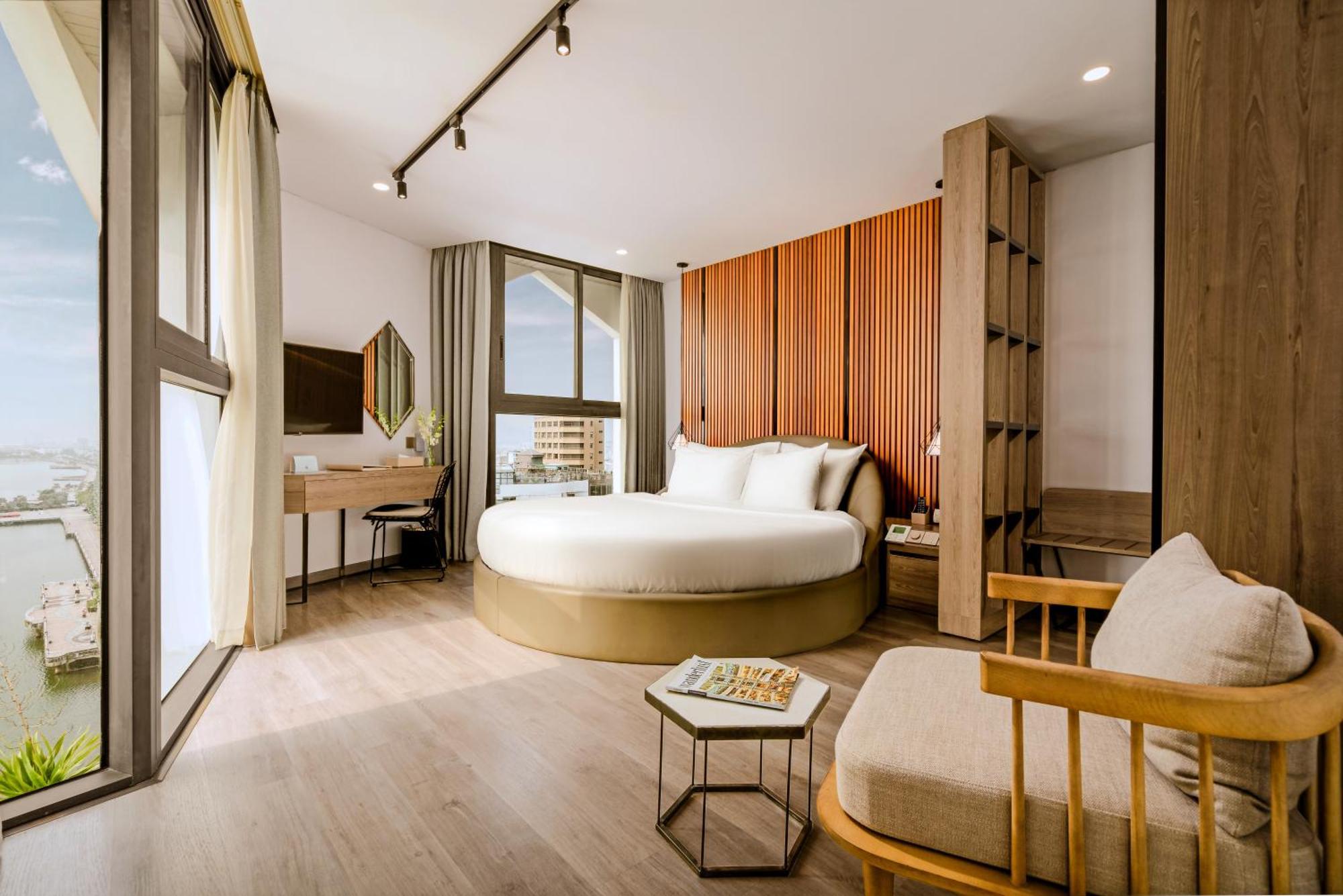 Review Haian Riverfront Hotel Da Nang: khách sạn 4 sao view sông Hàn trên đường Bạch Đằng