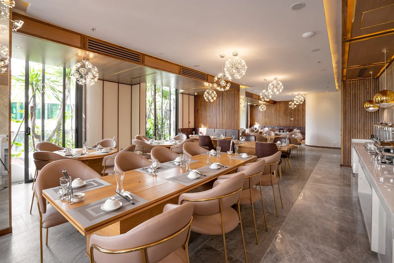 Review Haian Riverfront Hotel Da Nang: khách sạn 4 sao view sông Hàn trên đường Bạch Đằng