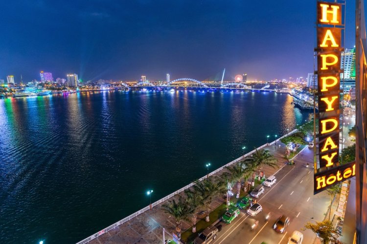Review Happy Day Riverside Hotel & Spa Danang : Khách sạn 3 sao gần sông Hàn, chợ Hàn và trung tâm Đà Nẵng