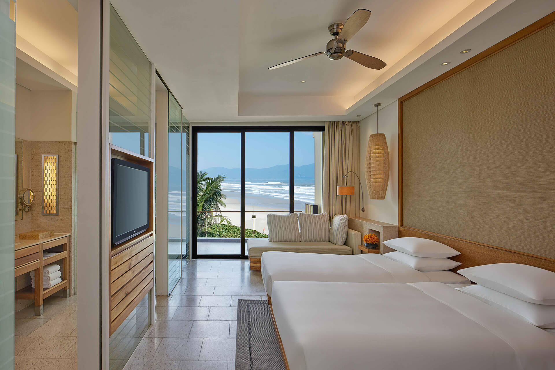 Review Hyatt Regency Danang Resort & Spa: Kinh nghiệm nghỉ dưỡng 5 sao bên biển Non Nước