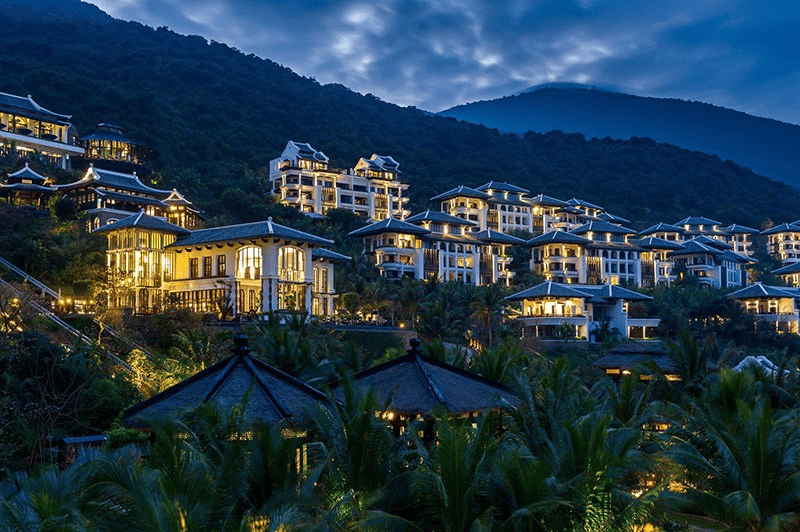 Review InterContinental Hotels DANANG SUN PENINSULA RESORT, an IHG Hotel: 13 hạng phòng, giá và tiện ích nổi bật