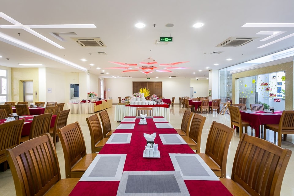 Review Khách sạn Đà Nẵng Center 2026: Vị trí Hải Châu, phòng nghỉ và tiện nghi