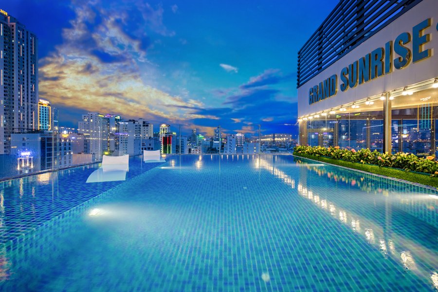 Review Khách sạn Grand Sunrise Boutique Đà Nẵng gần biển Mỹ Khê