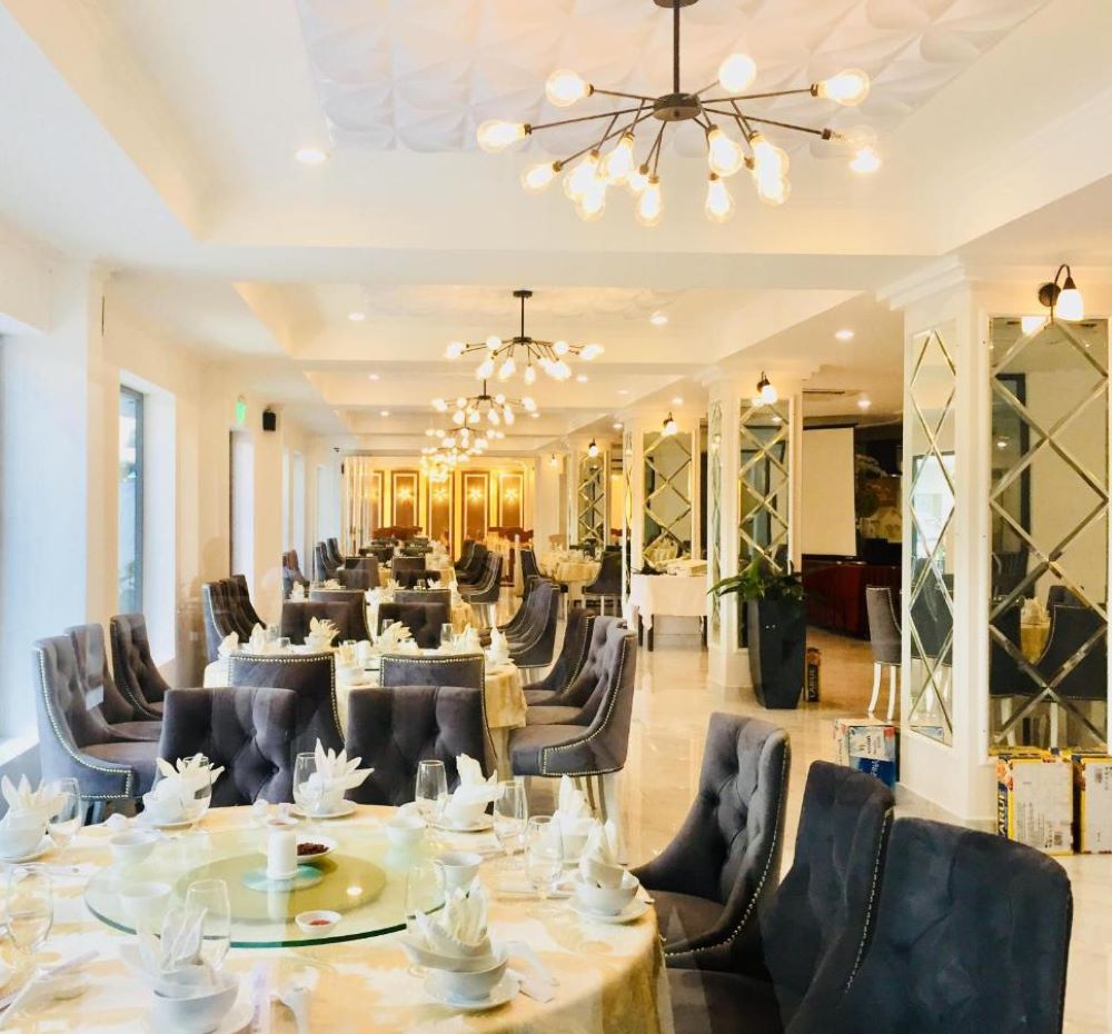 Review Khách sạn Saigontourane: vị trí trung tâm, phòng nghỉ đa dạng và tiện ích nổi bật