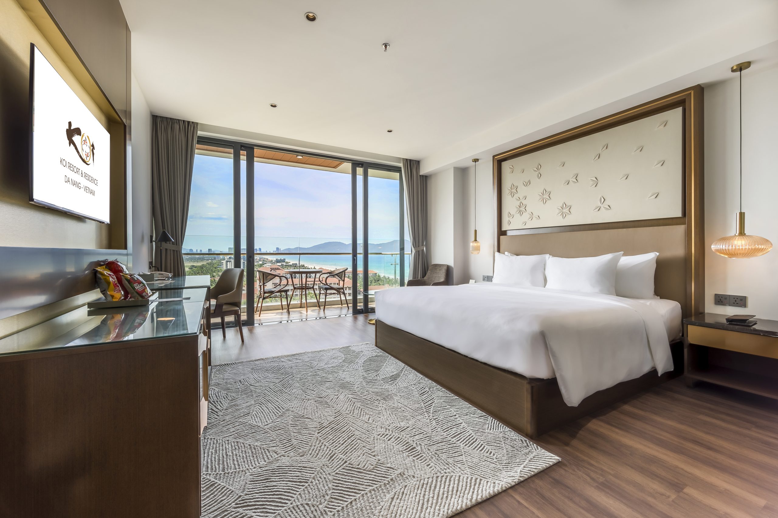 Review KOI Resort & Residence Da Nang: Vị trí, tiện ích, hạng phòng và giá tham khảo