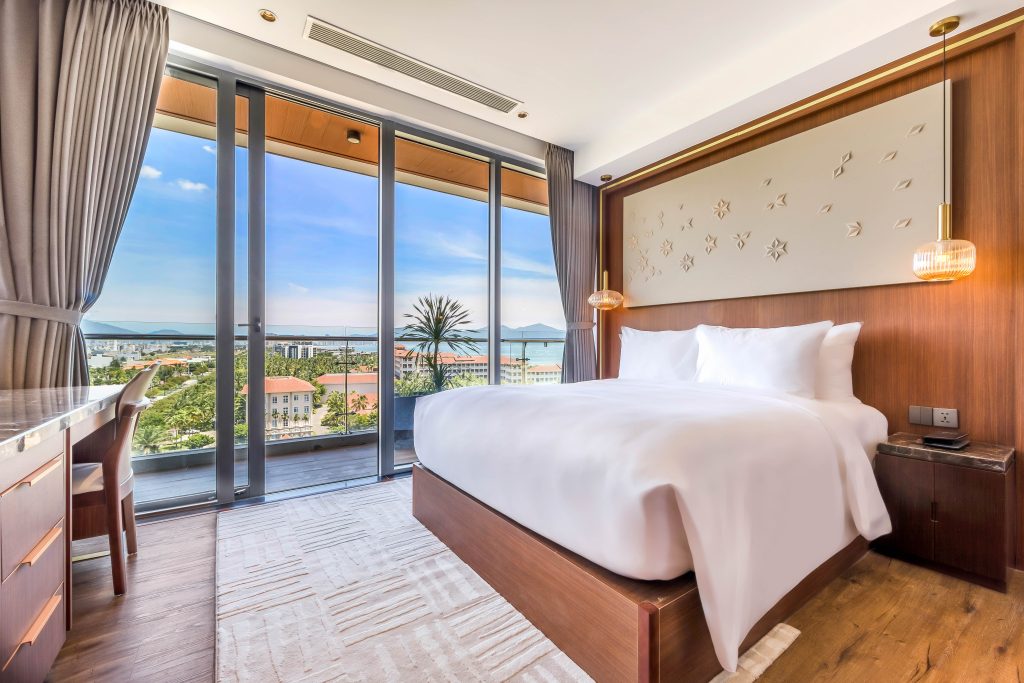 Review KOI Resort & Residence Da Nang: Vị trí, tiện ích, hạng phòng và giá tham khảo