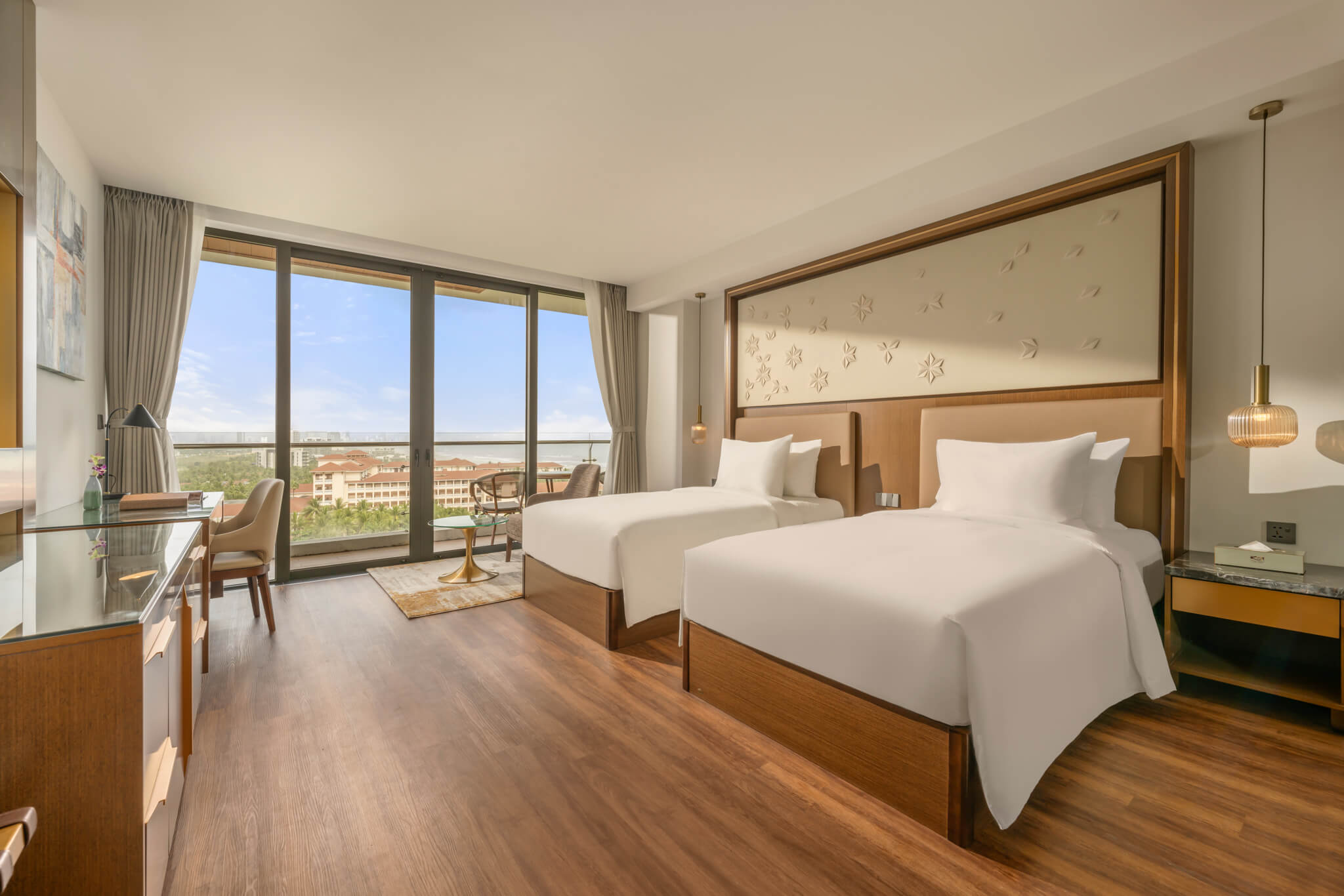 Review KOI Resort & Residence Da Nang: Vị trí, tiện ích, hạng phòng và giá tham khảo