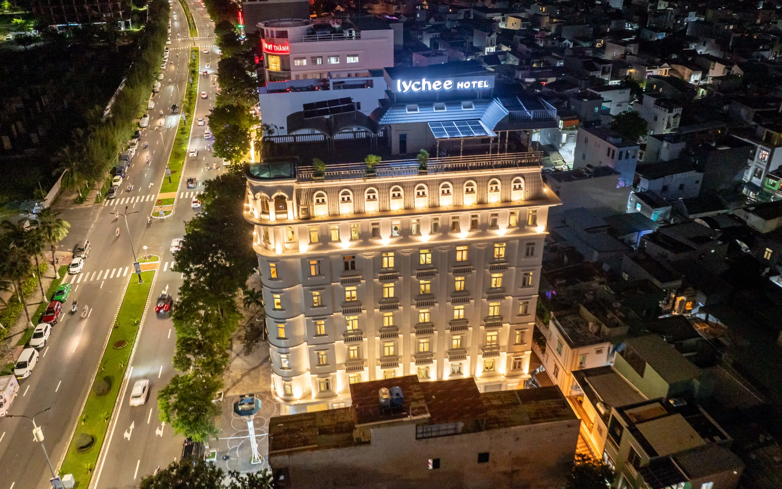 Review Lychee Hotel: Đánh giá vị trí, hạng phòng, tiện ích và trải nghiệm lưu trú
