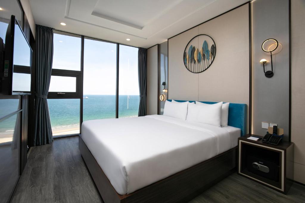 Review Mangata Beachfront Hotel: khách sạn 4 sao bên biển Mỹ Khê Đà Nẵng