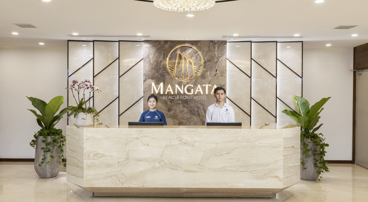 Review Mangata Beachfront Hotel: khách sạn 4 sao bên biển Mỹ Khê Đà Nẵng