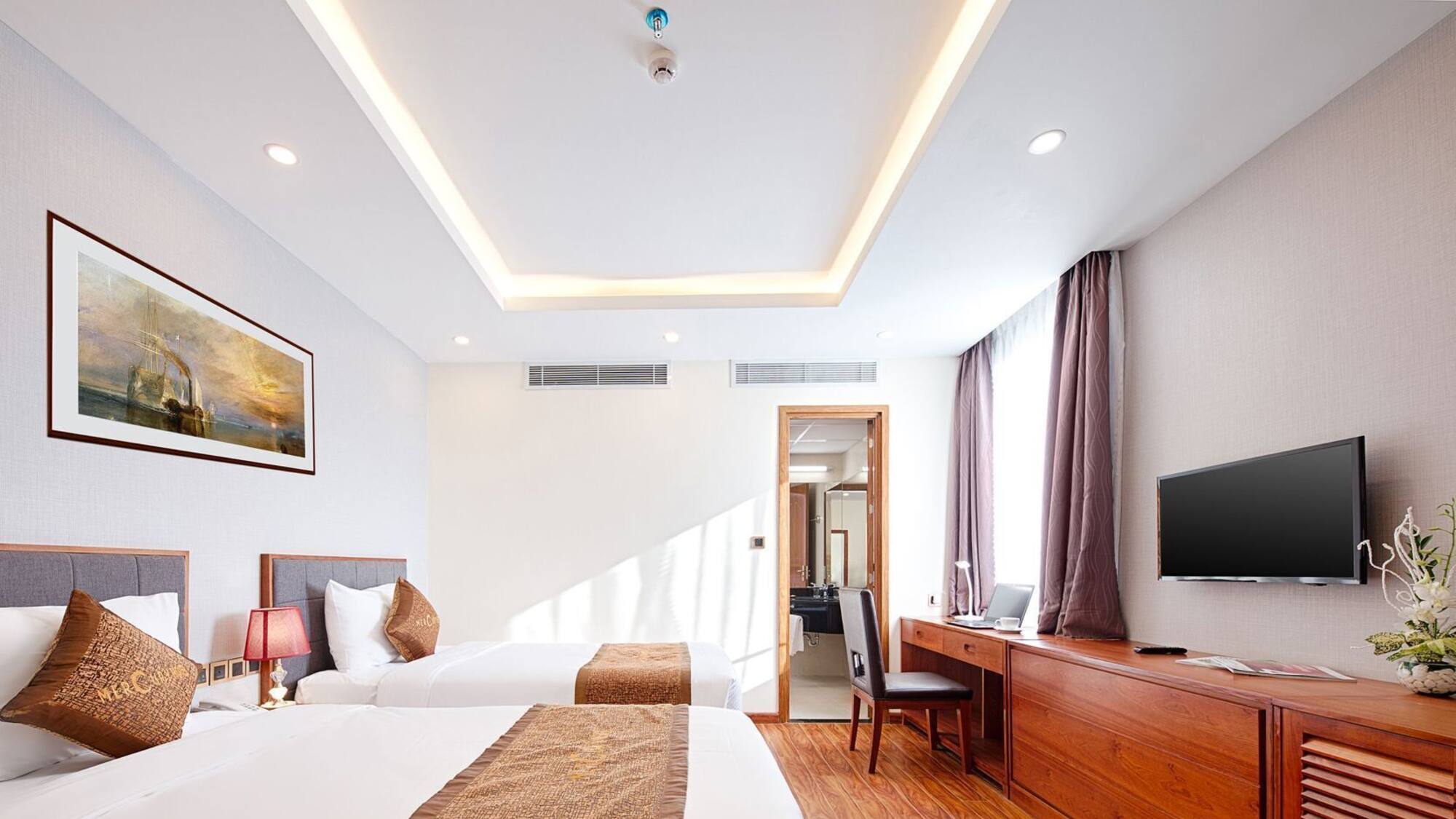 Review Mercury Boutique Hotel Da Nang: khách sạn 3 sao trung tâm Hải Châu