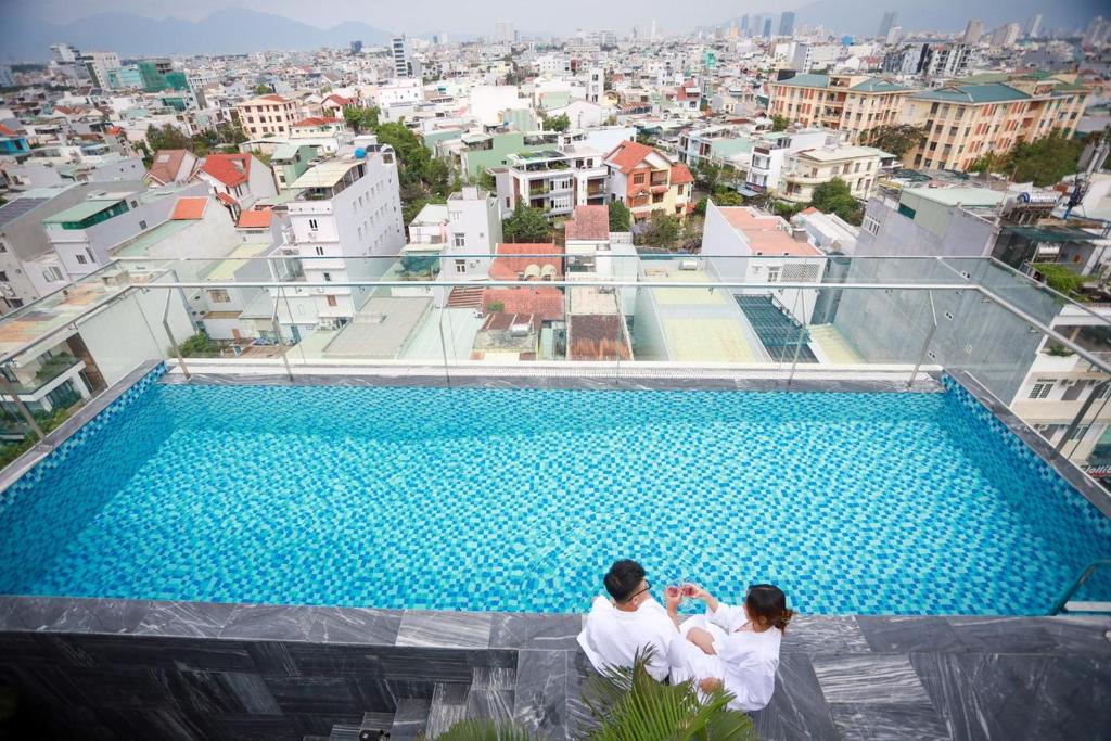 Review Minh Quan Hotel Danang: Vị Trí Trung Tâm, Phòng Sạch Và Dịch Vụ Tiện Lợi