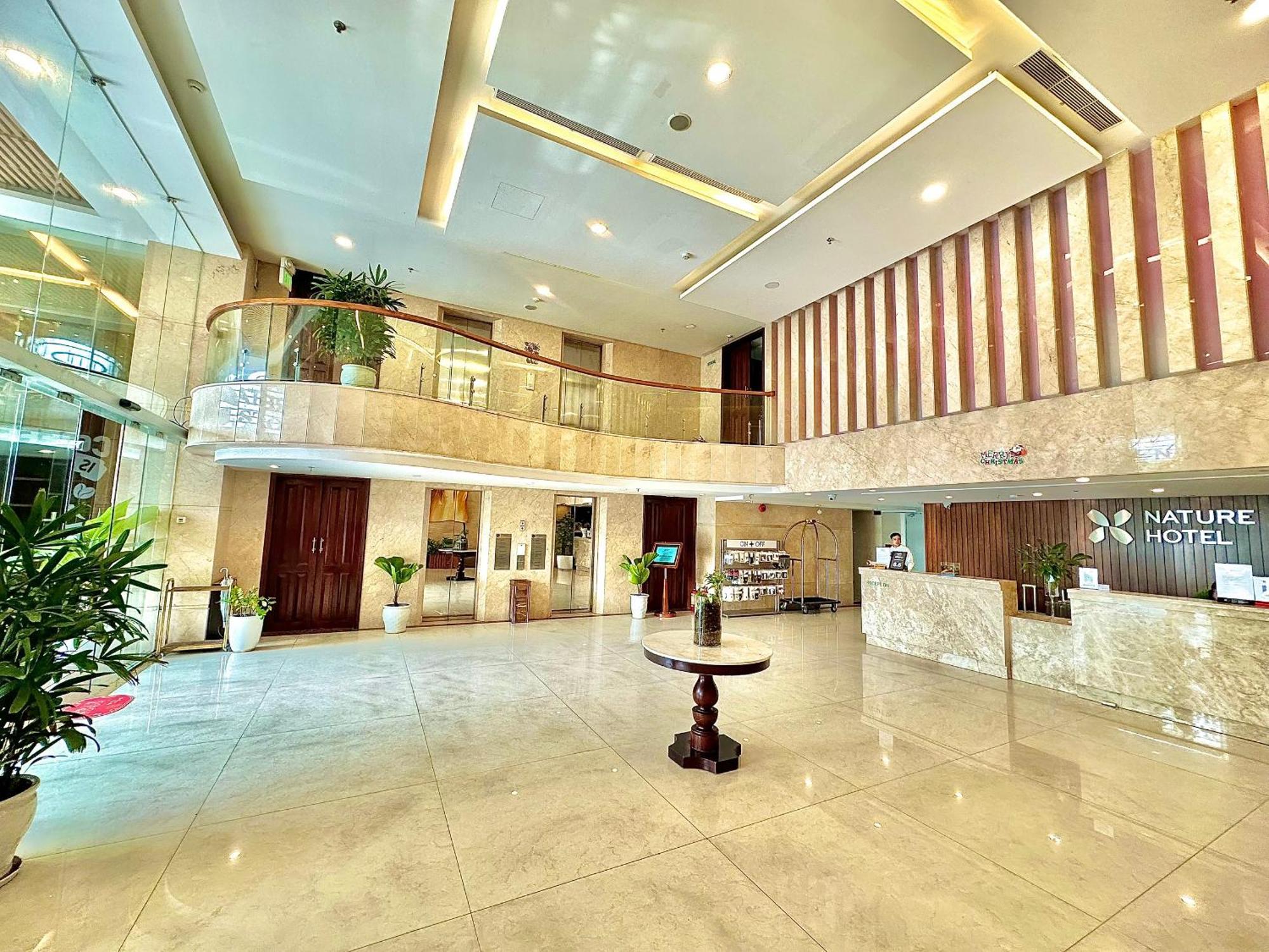 Review Nature Hotel Danang: khách sạn 4 sao gần biển Mỹ Khê
