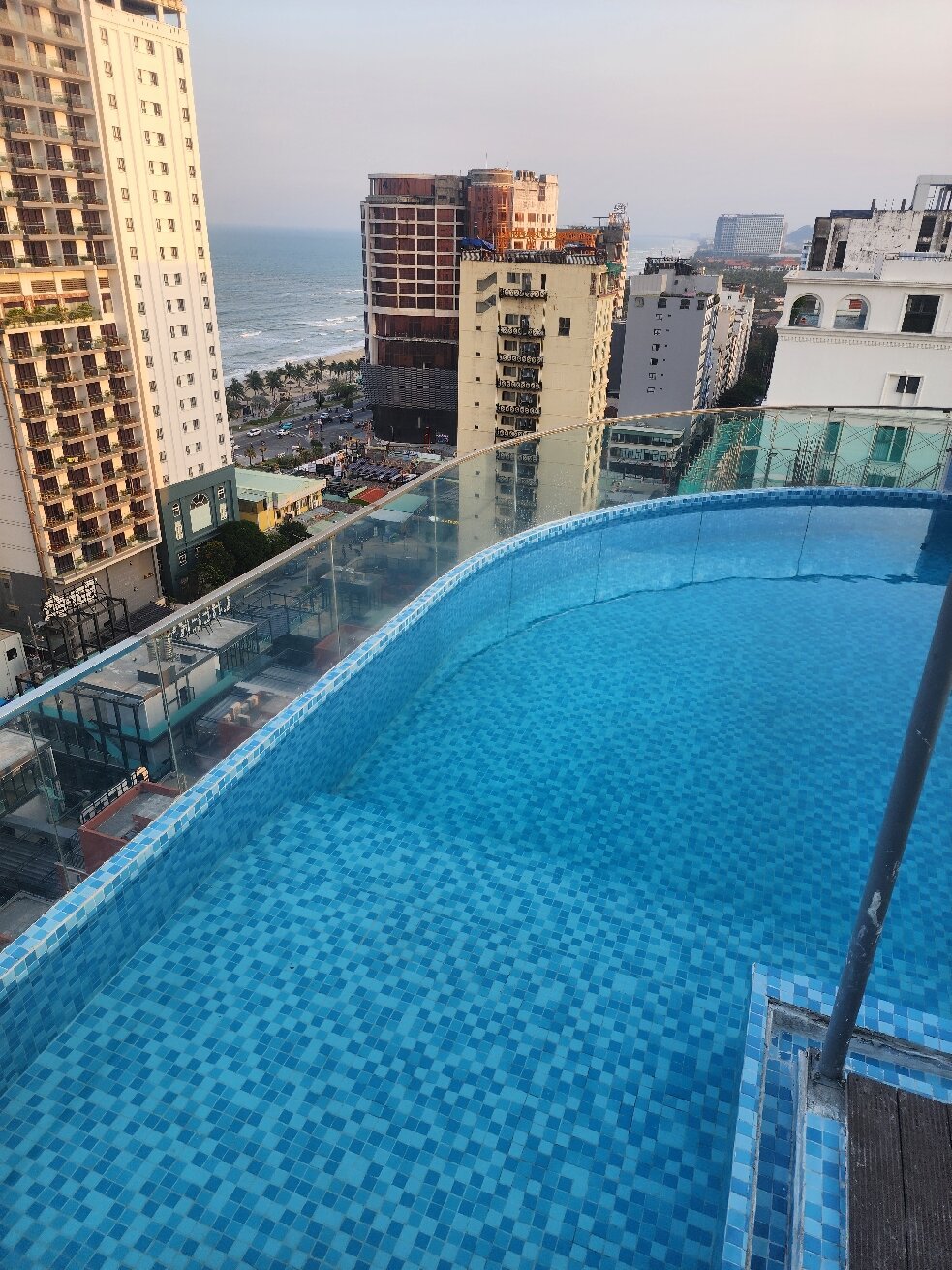 Review Nhat Minh Hotel and Apartment: khách sạn căn hộ gần biển tại Đà Nẵng