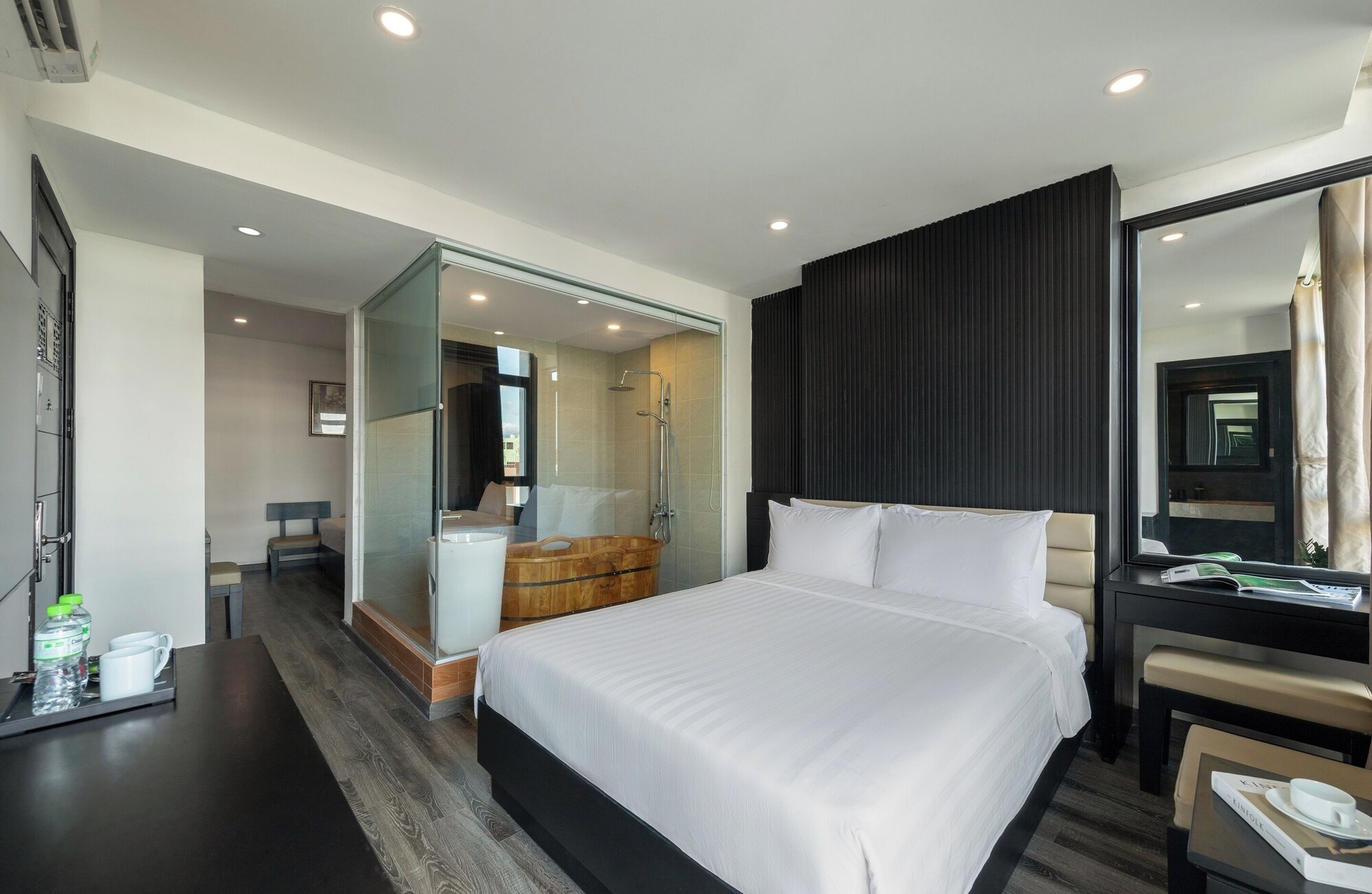 Review Ocean Star Hotel: Khách sạn 3 sao gần biển Nguyễn Tất Thành Đà Nẵng