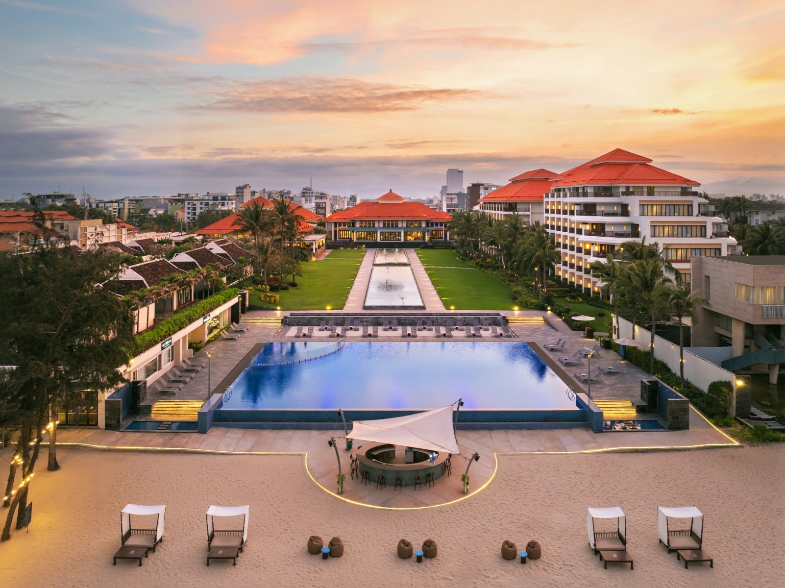 Review Pullman Danang Beach Resort: Resort biển 5 sao nổi bật tại Đà Nẵng