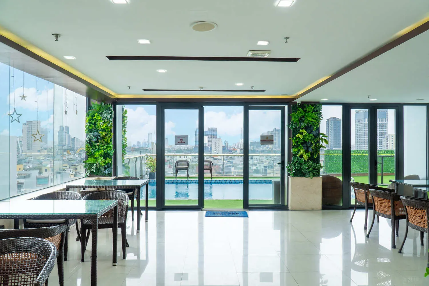 Review Quoc Cuong Center Da Nang Hotel by Haviland: vị trí trung tâm, phòng đa dạng, tiện ích đủ dùng
