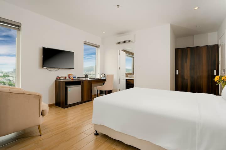 Review RHM Luxury Hotel And Suite: phòng nghỉ, tiện ích và vị trí tại Đà Nẵng