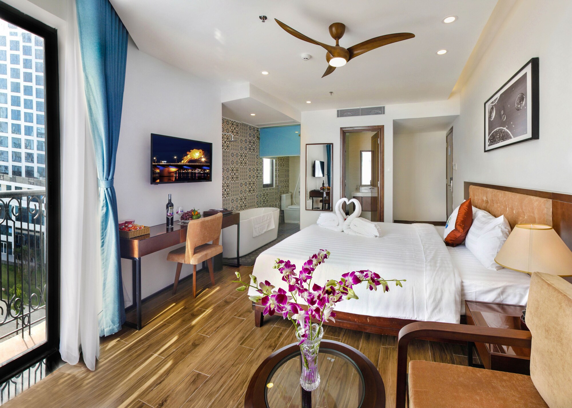 Review Ritzy Boutique Hotel Danang: 80 phòng nghỉ, gần biển và giá từ khoảng 23 USD