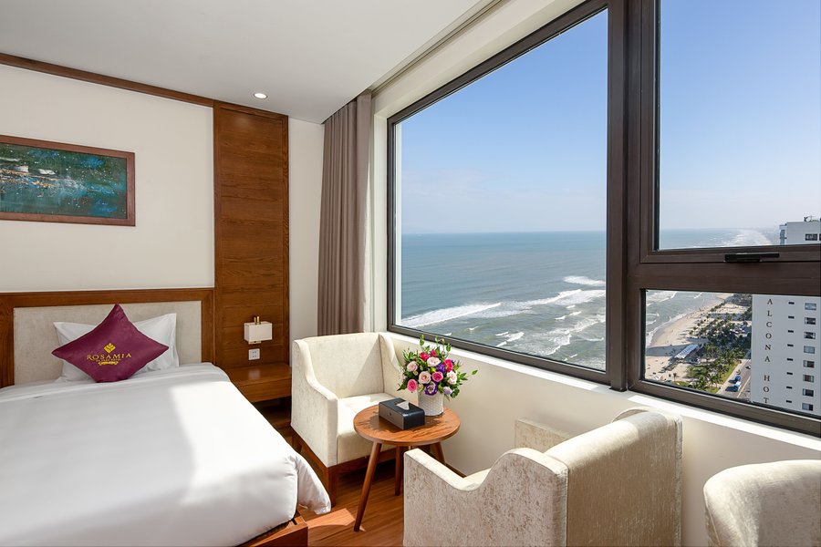 Review Rosamia Danang Hotel 2026: Khách sạn 5 sao gần biển Mỹ Khê có gì nổi bật?