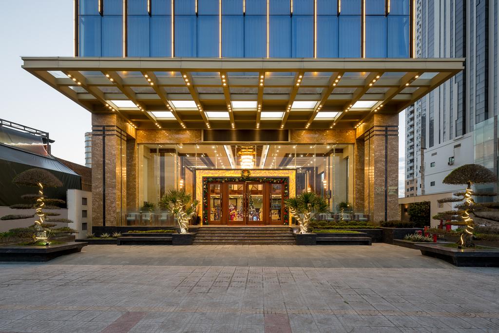 Review Rosamia Danang Hotel 2026: Khách sạn 5 sao gần biển Mỹ Khê có gì nổi bật?