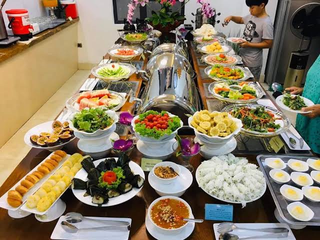 Review Royal Charm Hotel: Khách sạn 3 sao gần biển Mỹ Khê Đà Nẵng