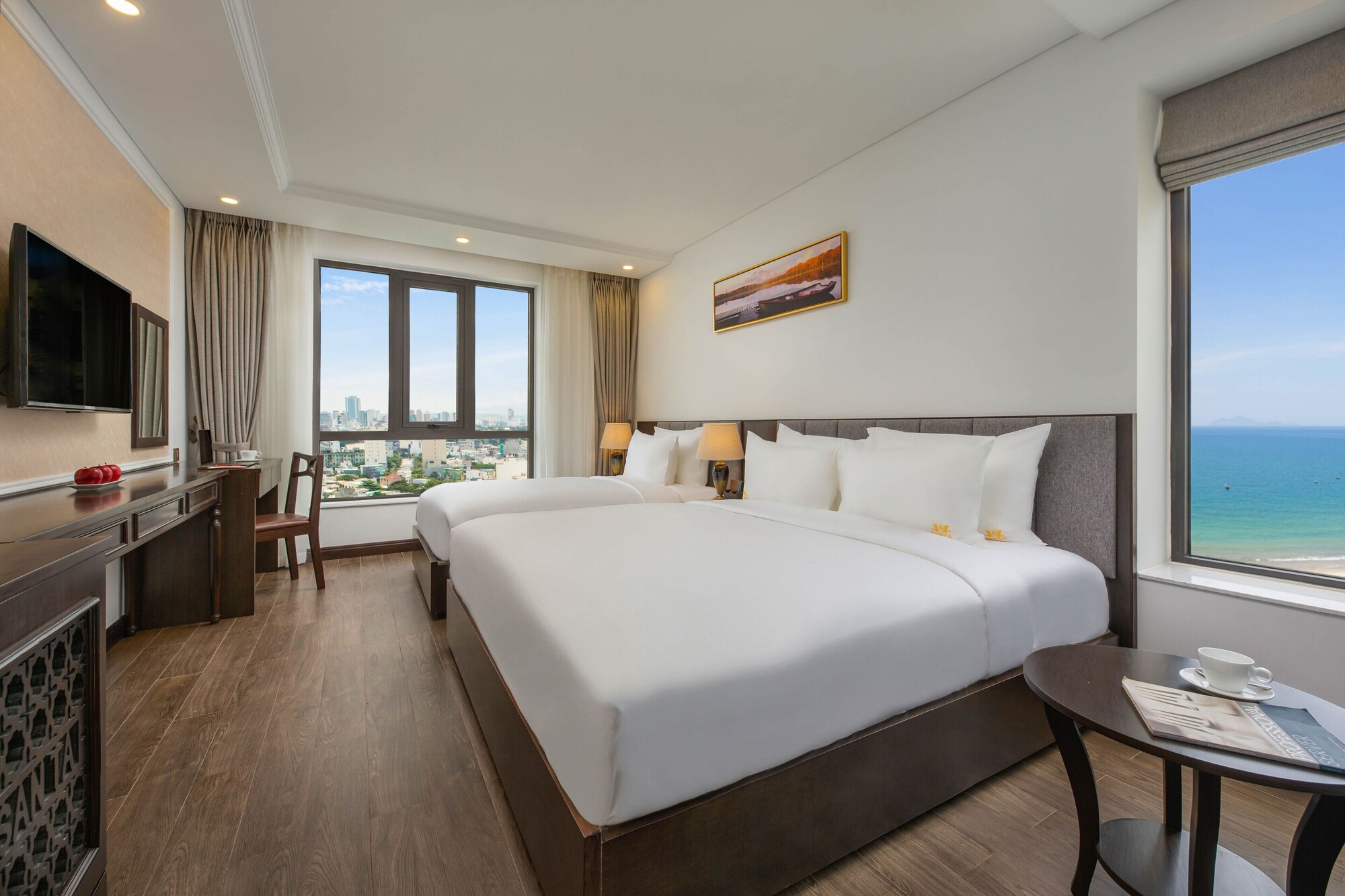 Review Santa Luxury Hotel: 7 hạng phòng, tiện ích và vị trí gần biển Mỹ Khê