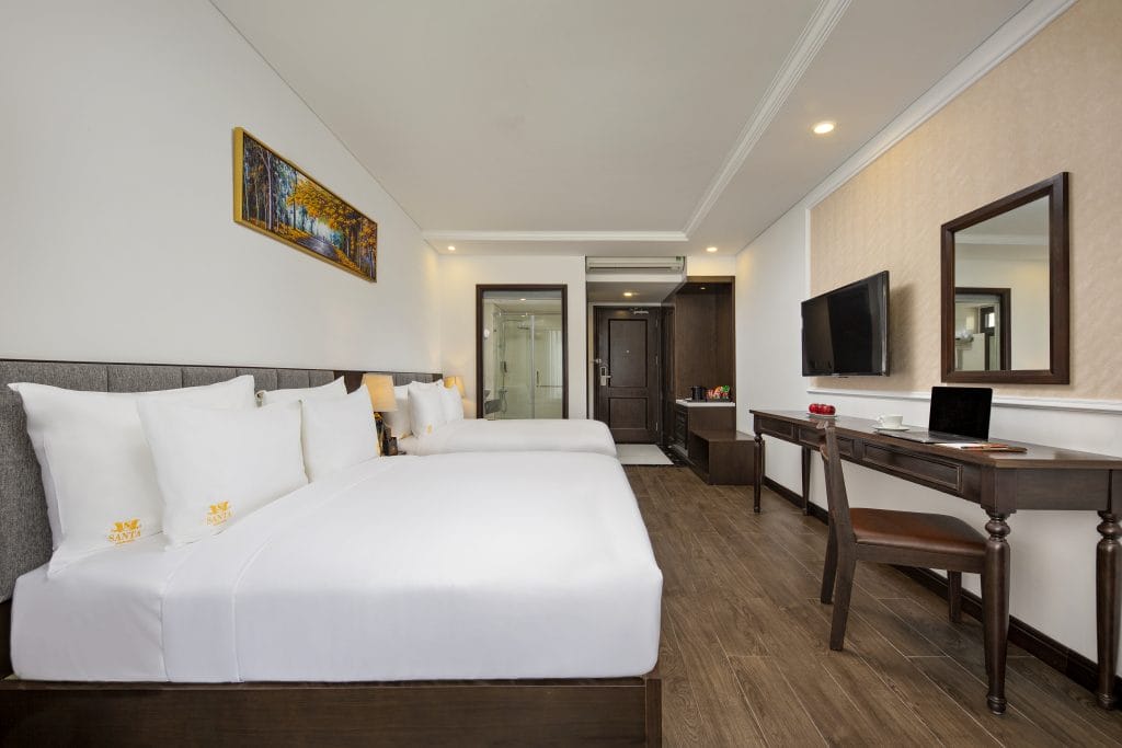 Review Santa Luxury Hotel: 7 hạng phòng, tiện ích và vị trí gần biển Mỹ Khê