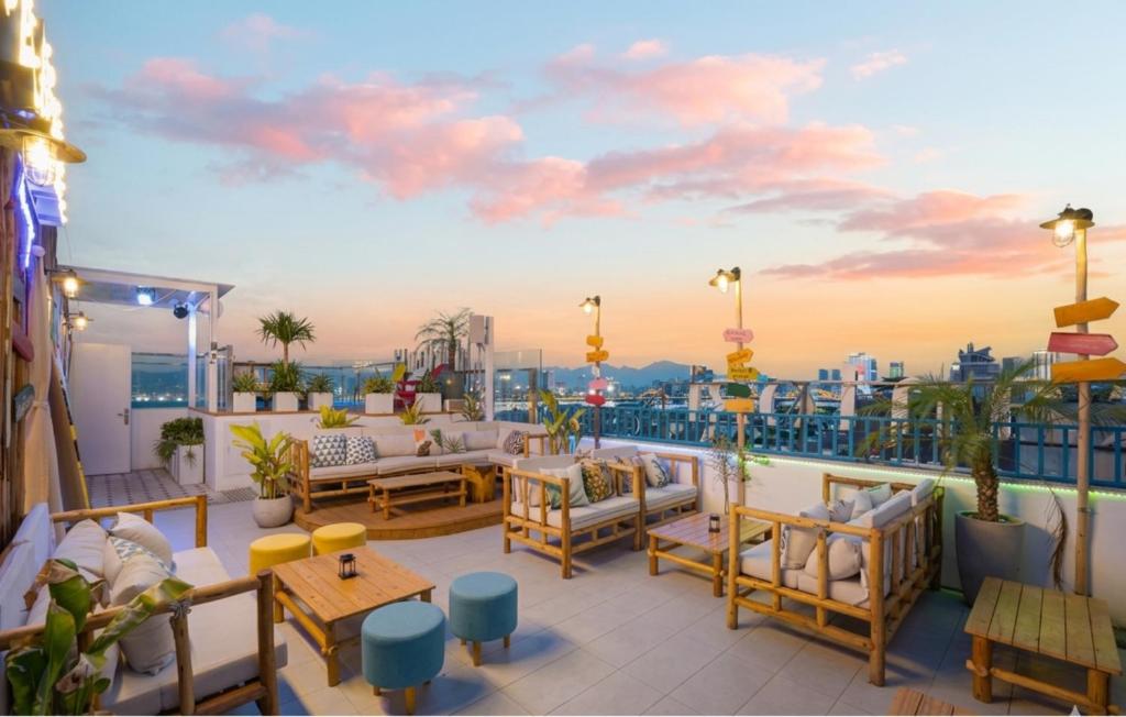 Review Santori Hotel And Spa: khách sạn 3 sao có spa, hồ bơi và nhiều hạng phòng tại Đà Nẵng