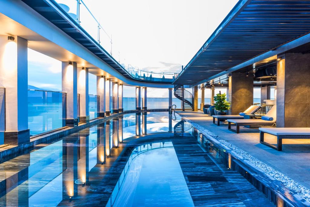 Review Stella Maris Beach Danang: vị trí, phòng nghỉ, tiện ích và giá tham khảo