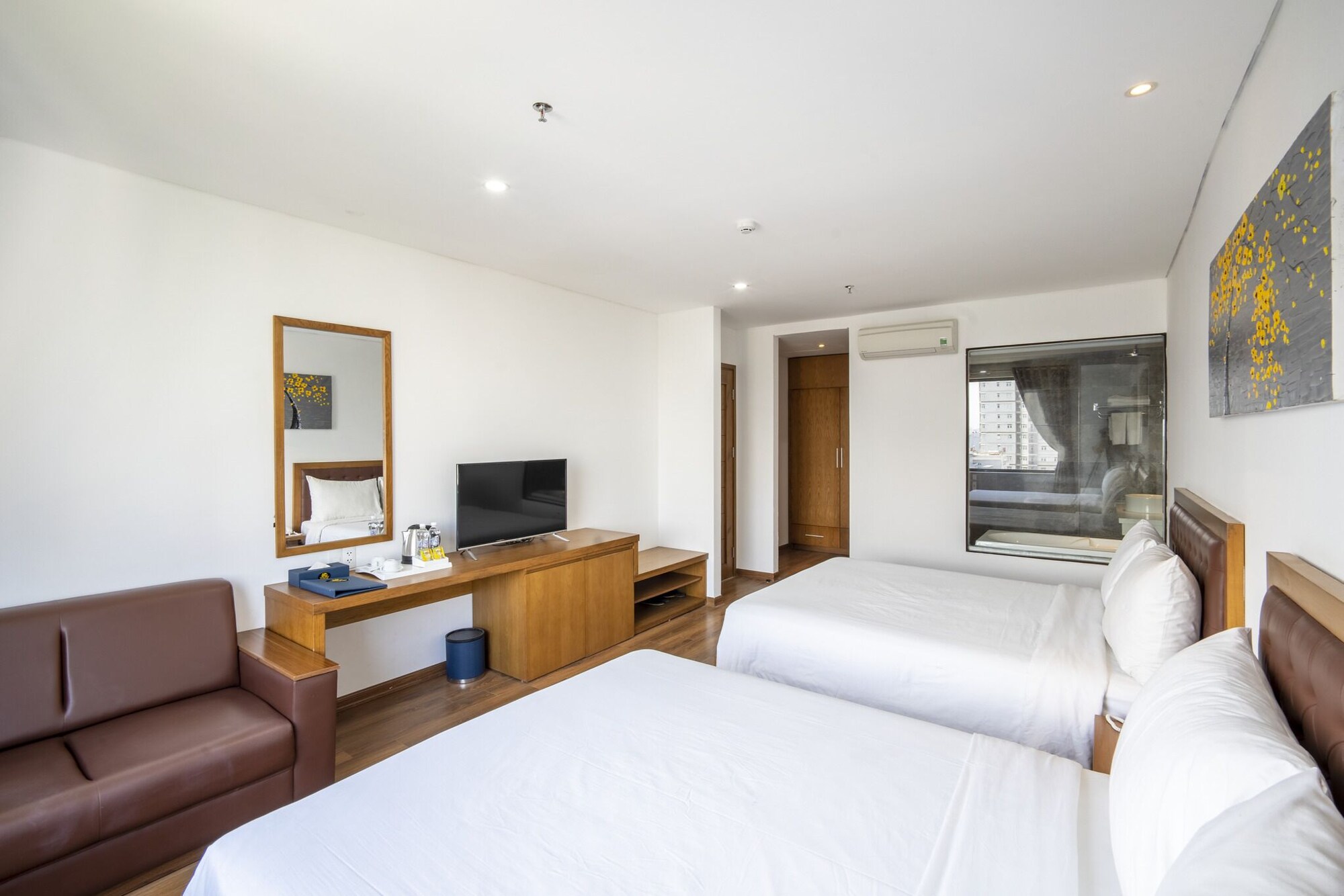 Review Sunset Sea Hotel Đà Nẵng: Vị Trí, Tiện Ích, Hạng Phòng Và Trải Nghiệm Lưu Trú