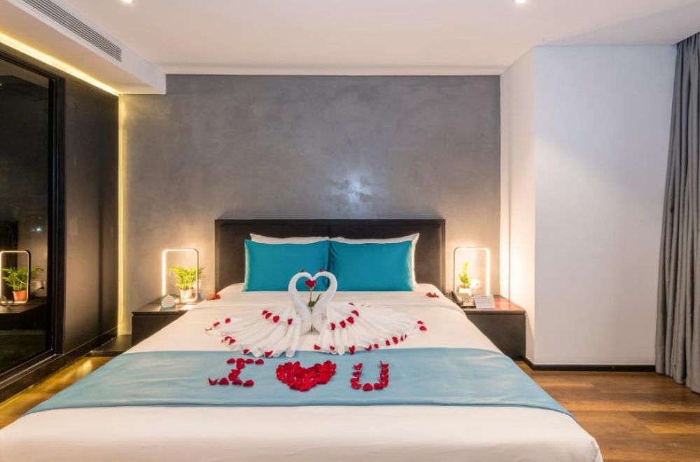 Review The Code Hotel & Spa Đà Nẵng: Giá Phòng, Tiện Ích Và Trải Nghiệm Lưu Trú