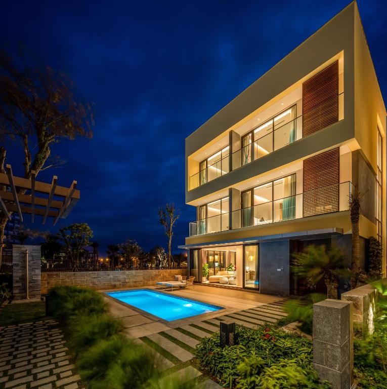 Review The Five Villas: Khu biệt thự nghỉ dưỡng 5 sao tại Hòa Hải Đà Nẵng