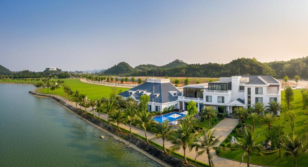 Review The Five Villas & Resort Quangnam – Danang: 5 Điểm Nên Biết Trước Khi Đặt Villa