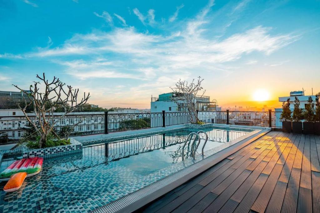Review The Now Boutique Hotel 2026: Vị trí, tiện nghi, hạng phòng và kinh nghiệm lưu trú