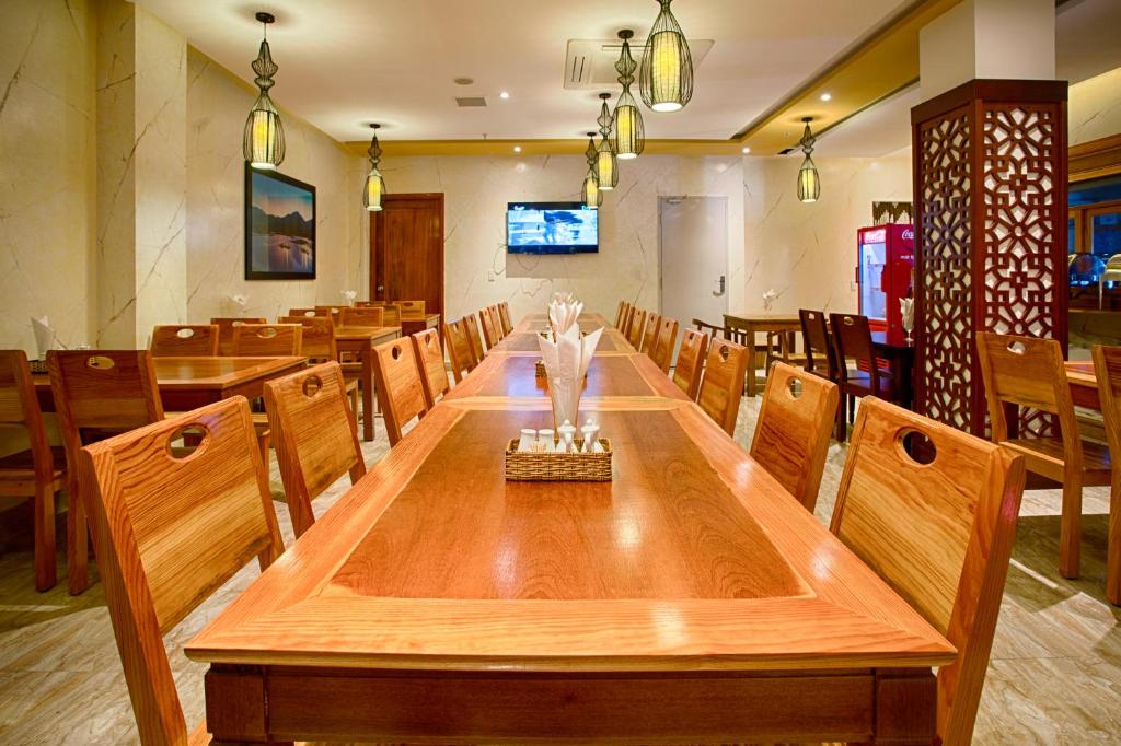 Review Titan Hotel Đà Nẵng: 42 Phòng Nghỉ, Gần Biển Và Giá Từ 12 USD/Đêm