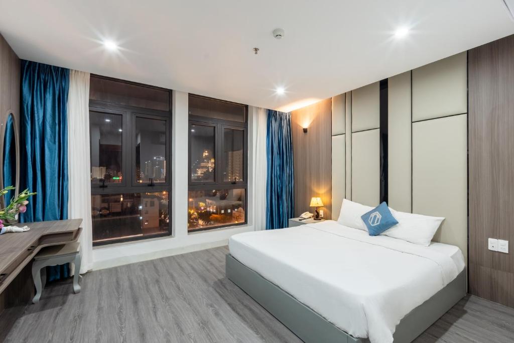 Review Toan Thang Hotel: Giá Phòng, Tiện Ích Và Kinh Nghiệm Lưu Trú 2026