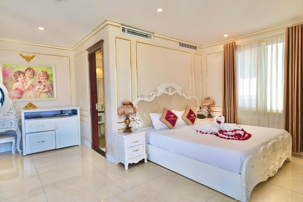 Review Tuyet Son Hotel ( TS Ocean Hotel ): khách sạn 4 sao gần biển Mỹ Khê Đà Nẵng