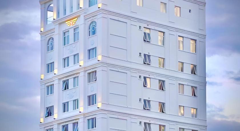 Review Tuyet Son Hotel ( TS Ocean Hotel ): khách sạn 4 sao gần biển Mỹ Khê Đà Nẵng