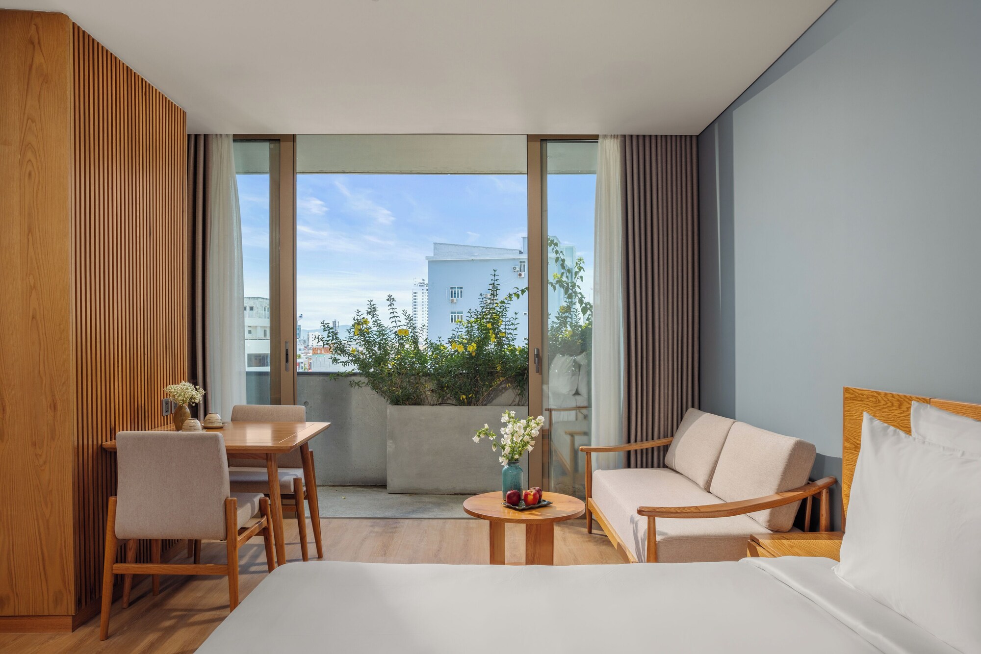 Review Vernal Hotel & Apartment Da Nang: khách sạn căn hộ 3 sao tại trung tâm Đà Nẵng
