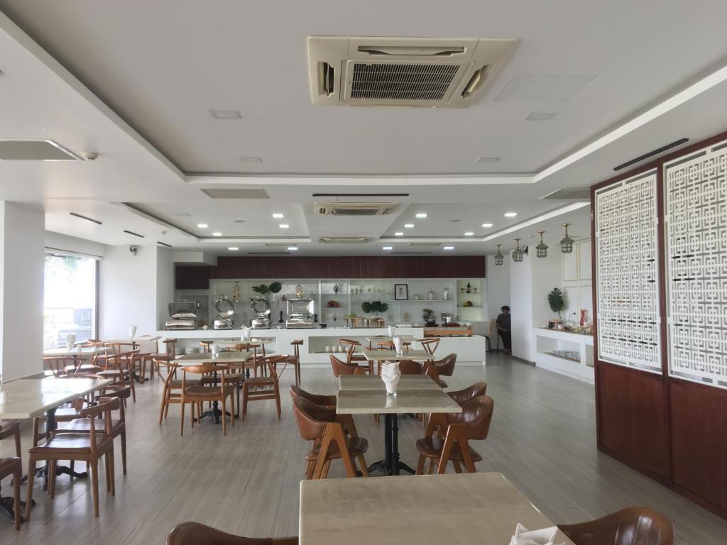 Review Vinh Trung Plaza Hotel: Khách sạn 4 sao trung tâm Hải Châu Đà Nẵng