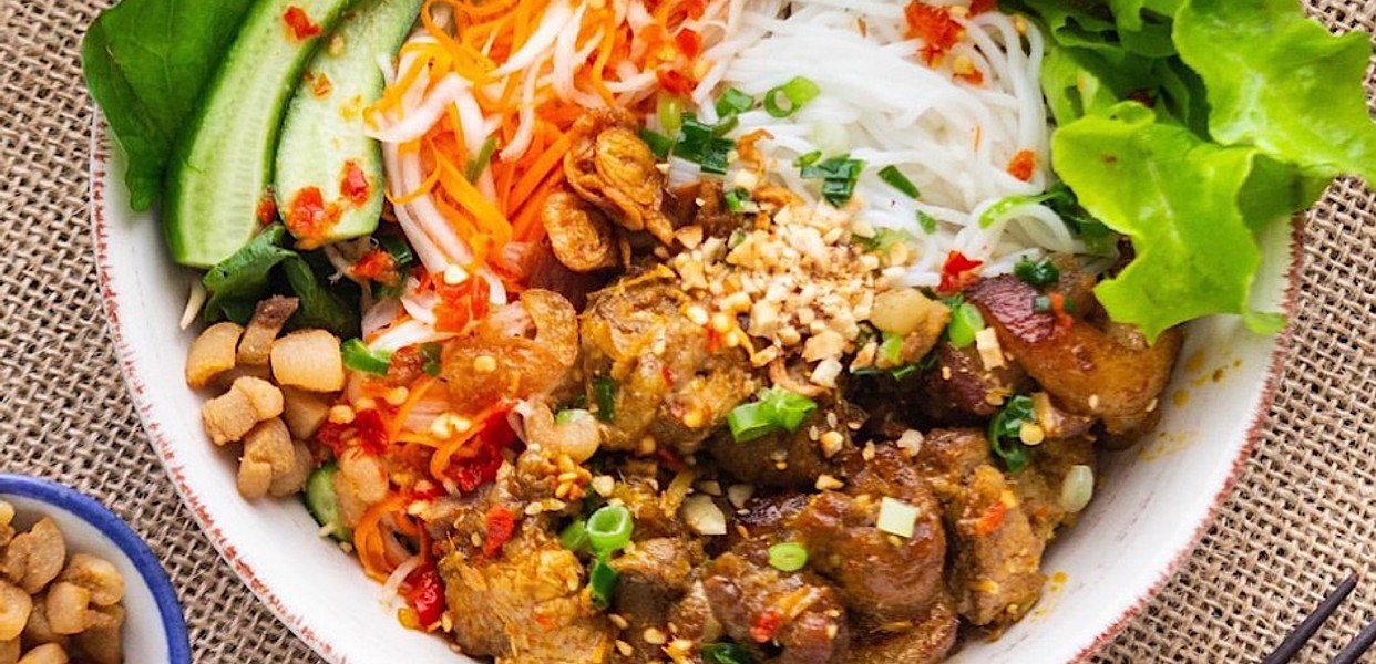 Top 10 địa điểm Ăn khuya Đà Nẵng ngon nổi tiếng nhất